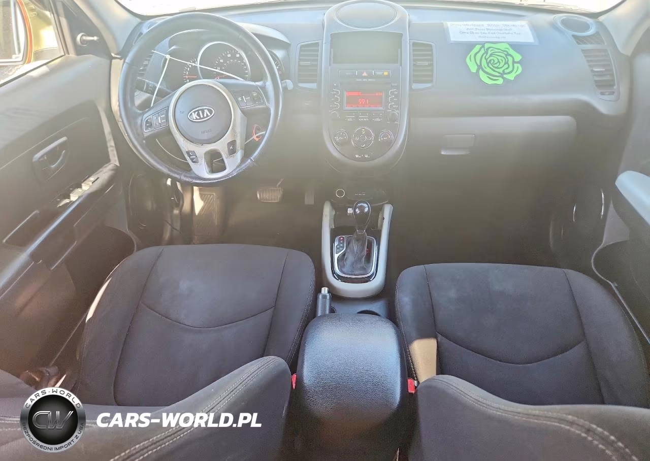 2012 Kia Soul + VIN:KNDJT2A61C7378415 - 8