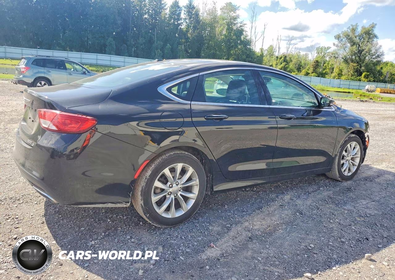 2015 Chrysler 200 C VIN:1C3CCCCG7FN565294 - 3