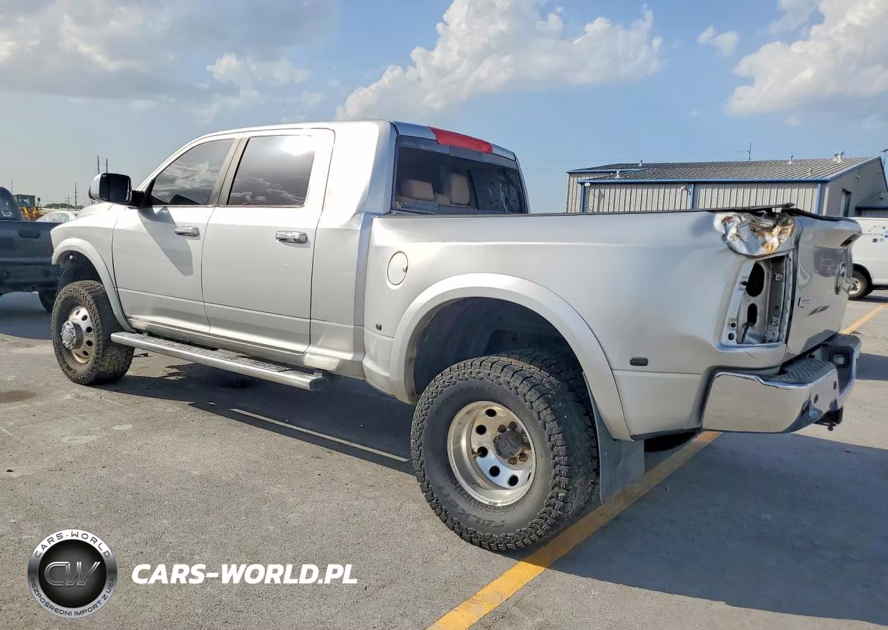 2015 Ram 3500 Laramie VIN:3C63RRML9FG630364 - 2