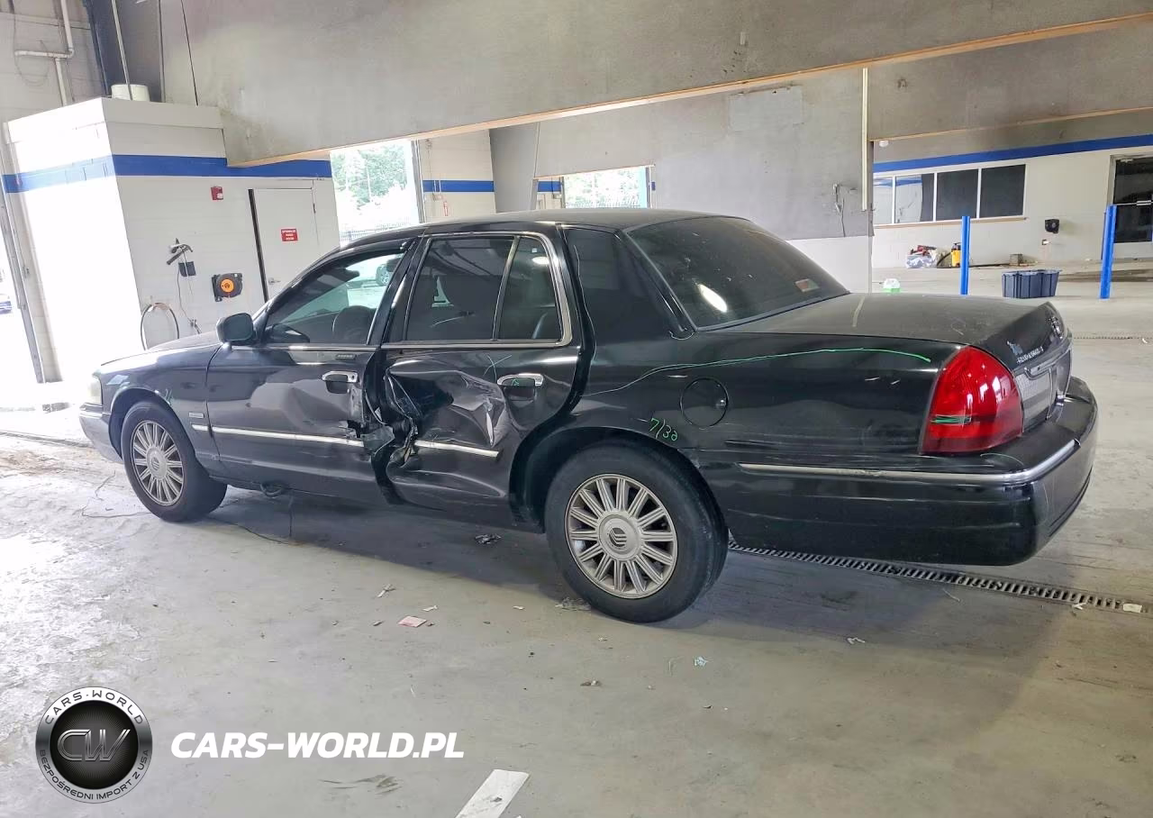 2011 Mcer Marquis VIN:2MEBM7FV3BX608199 - 2