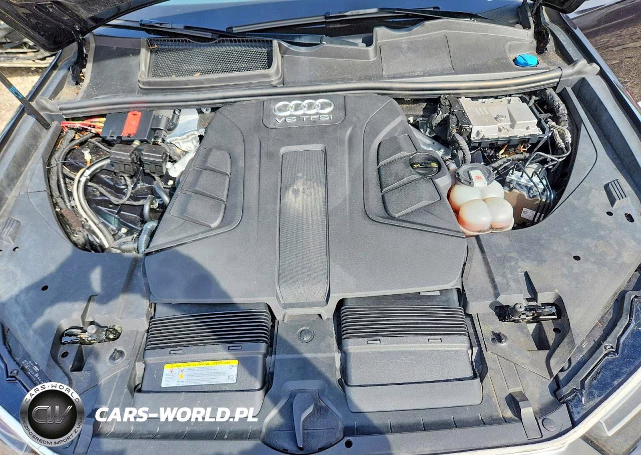 2019 Audi Q7 Premium Plus VIN:WA1LAAF78KD002833 - 12