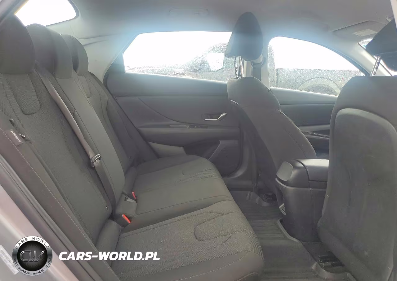 2025 Hyundai Elantra Se VIN:KMHLL4DGXSU040936 - 10
