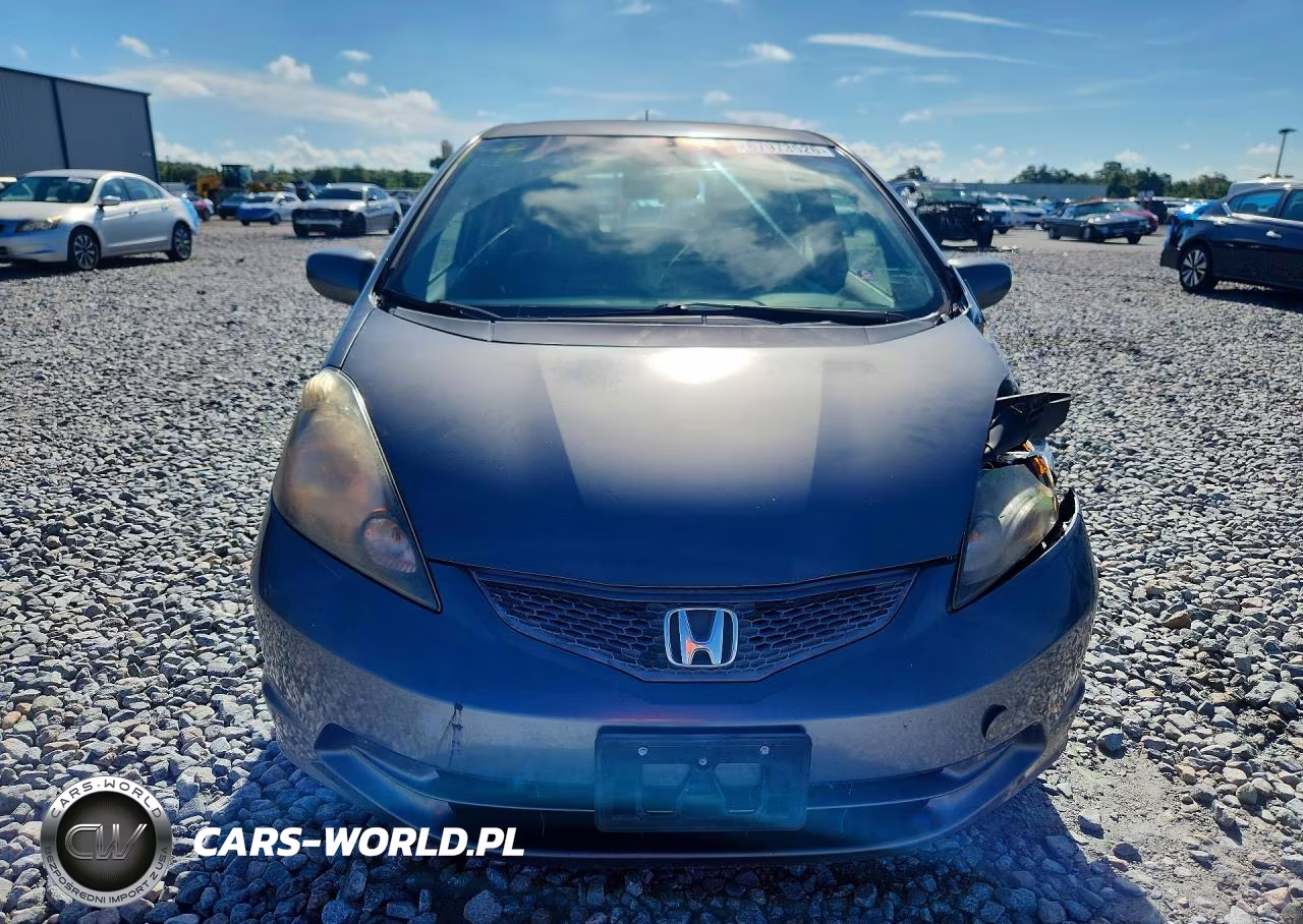 2013 Honda Fit VIN:JHMGE8G39DC000614 - 5