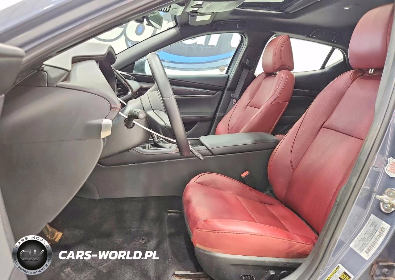 2025 Mazda 3 Preferred VIN:JM1BPBLM2S1769305 - 7