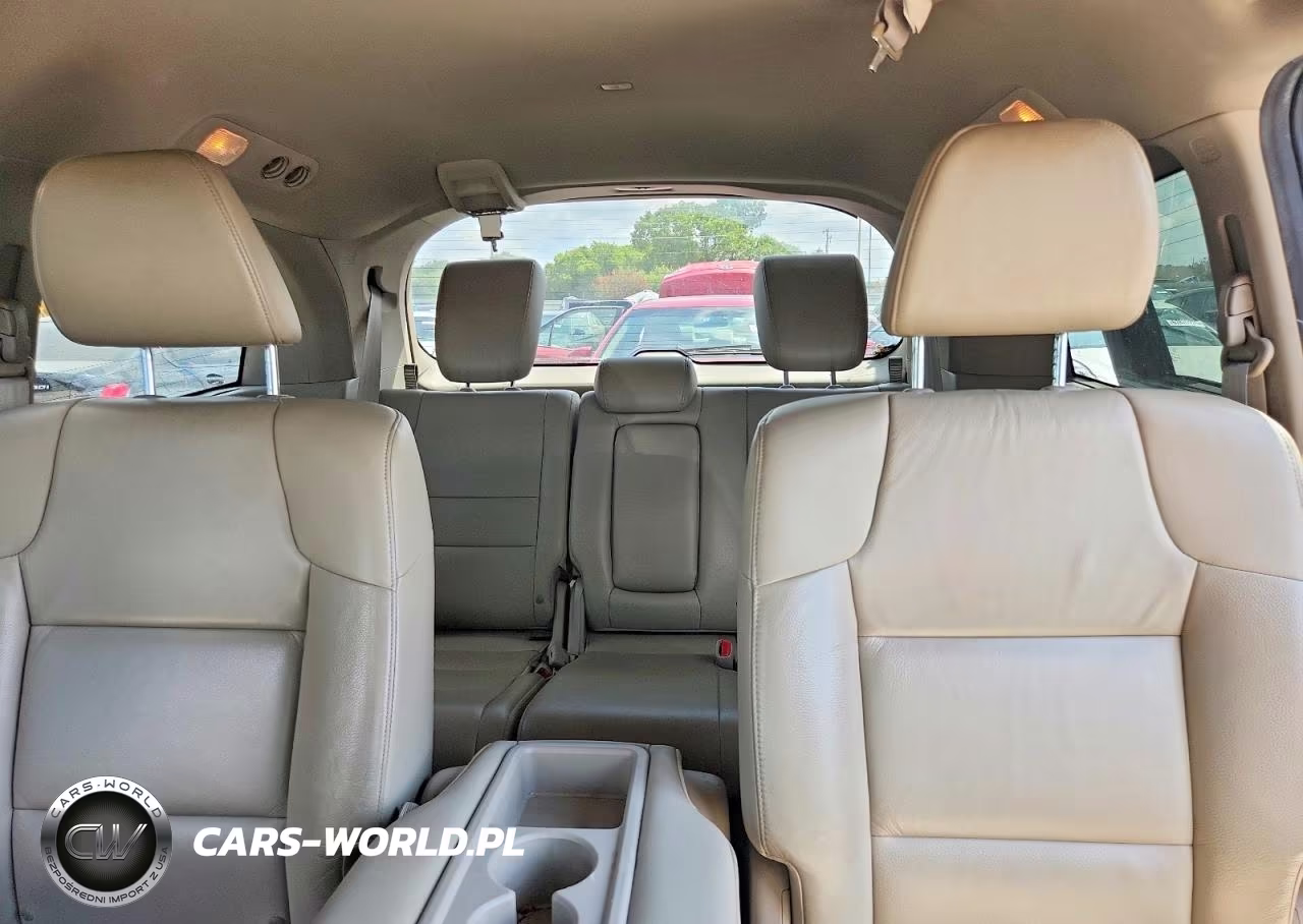 2012 Honda Odyssey Touring VIN:5FNRL5H95CB063860 - 10