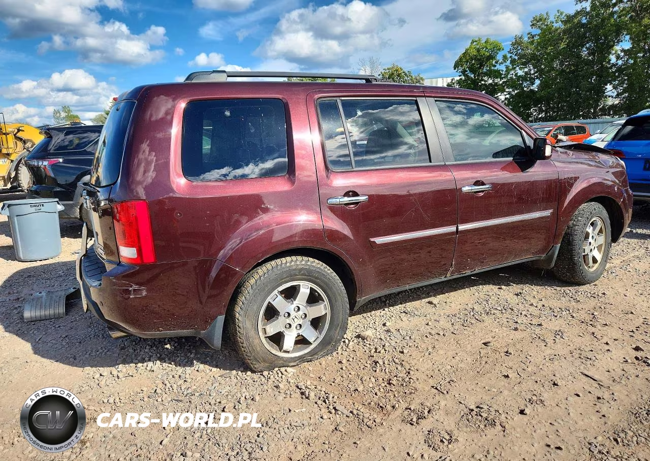 2010 Honda Pilot Touring VIN:5FNYF4H95AB017908 - 3