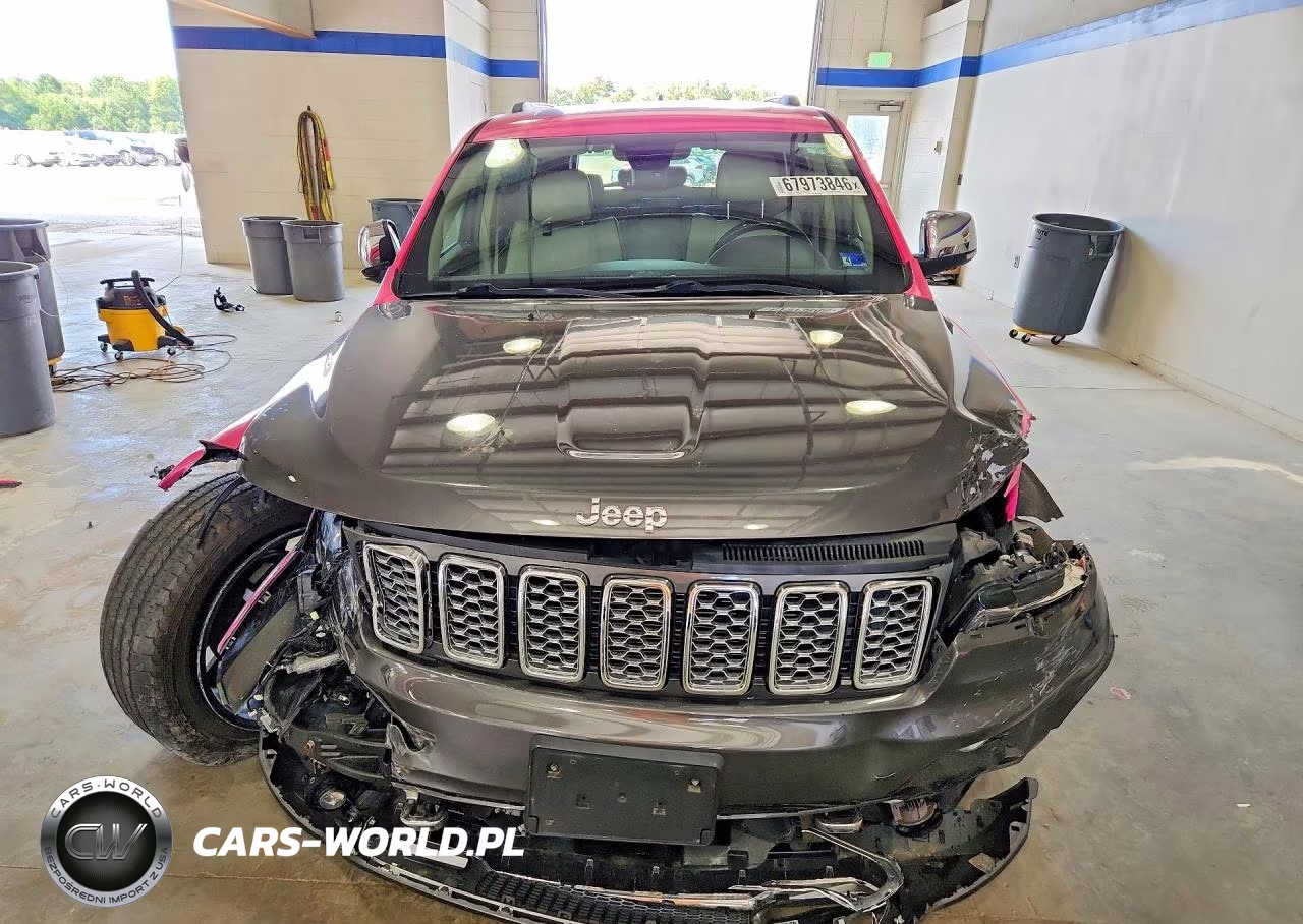 2017 Jeep Grand Cherokee Overland VIN:1C4RJFCG3HC730981 - 5