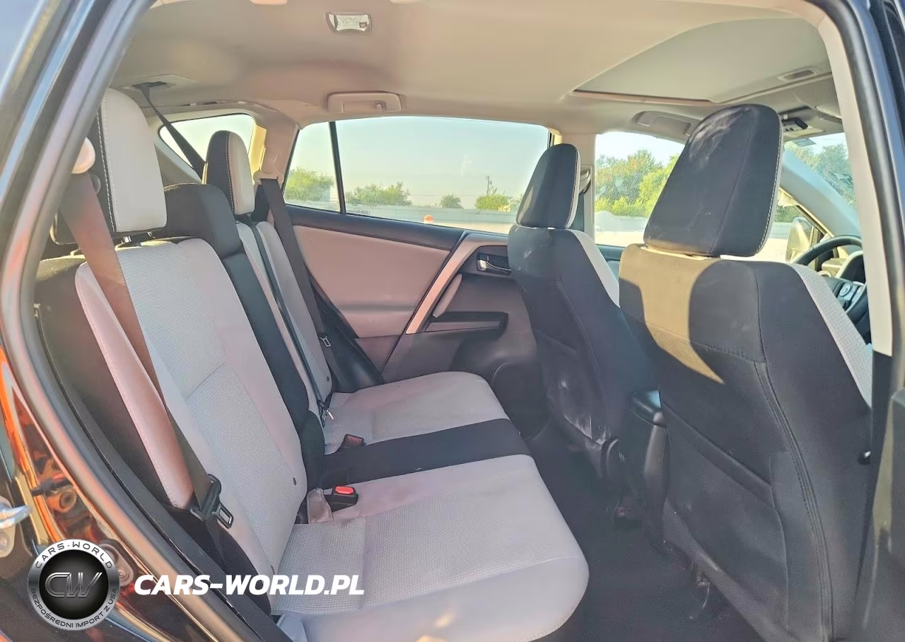 2017 Toyota Rav4 Xle VIN:2T3RFREV7HW650210 - 10