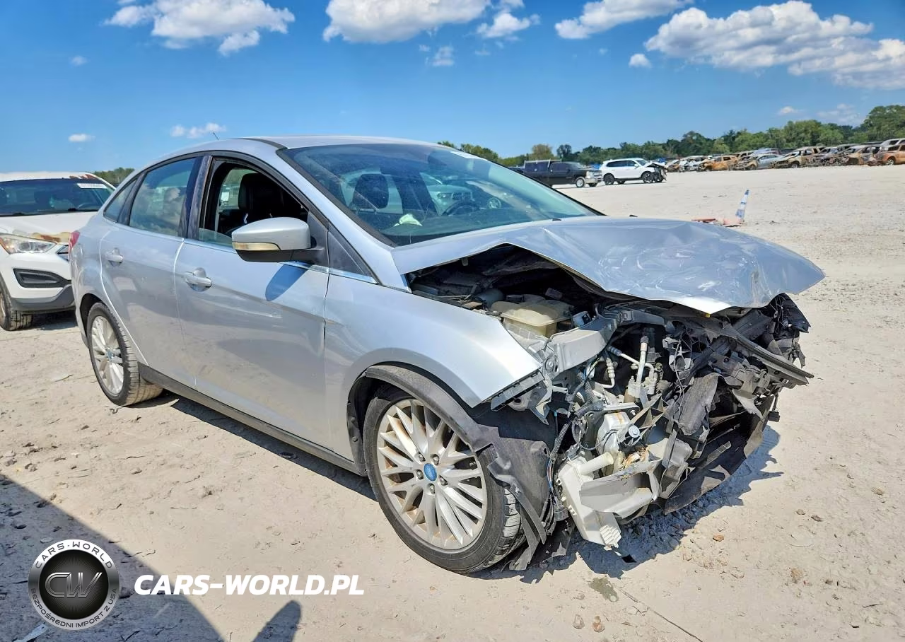 2012 Ford Focus Sel VIN:1FAHP3H2XCL227243 - 4