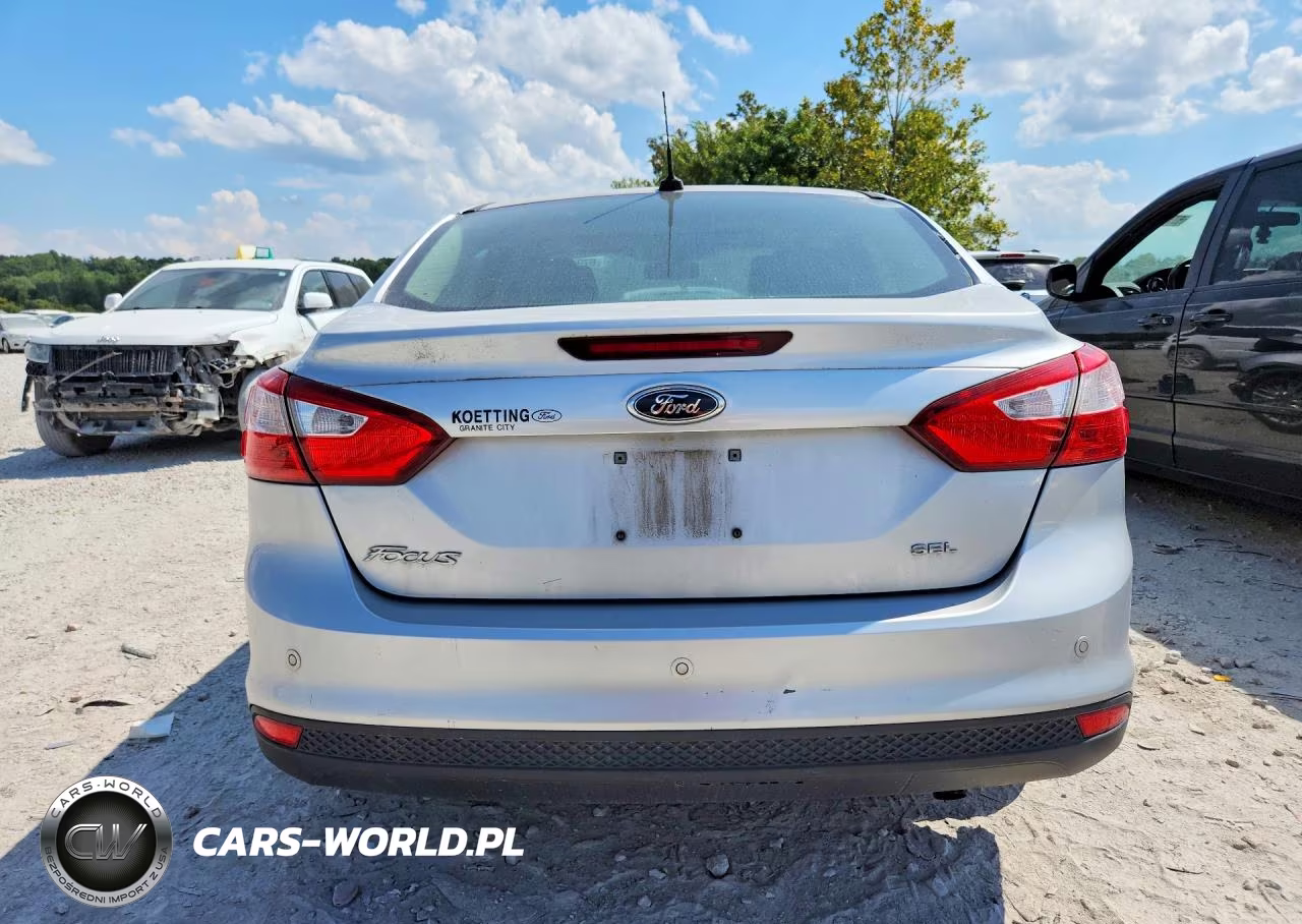 2012 Ford Focus Sel VIN:1FAHP3H2XCL227243 - 6