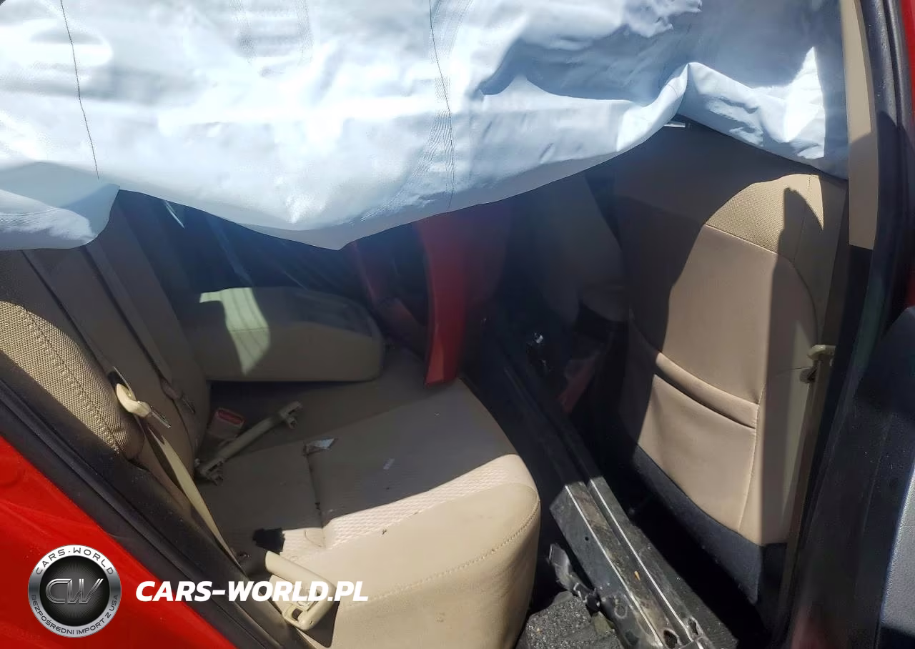 2015 Toyota Corolla Le VIN:2T1BURHE4FC441582 - 10