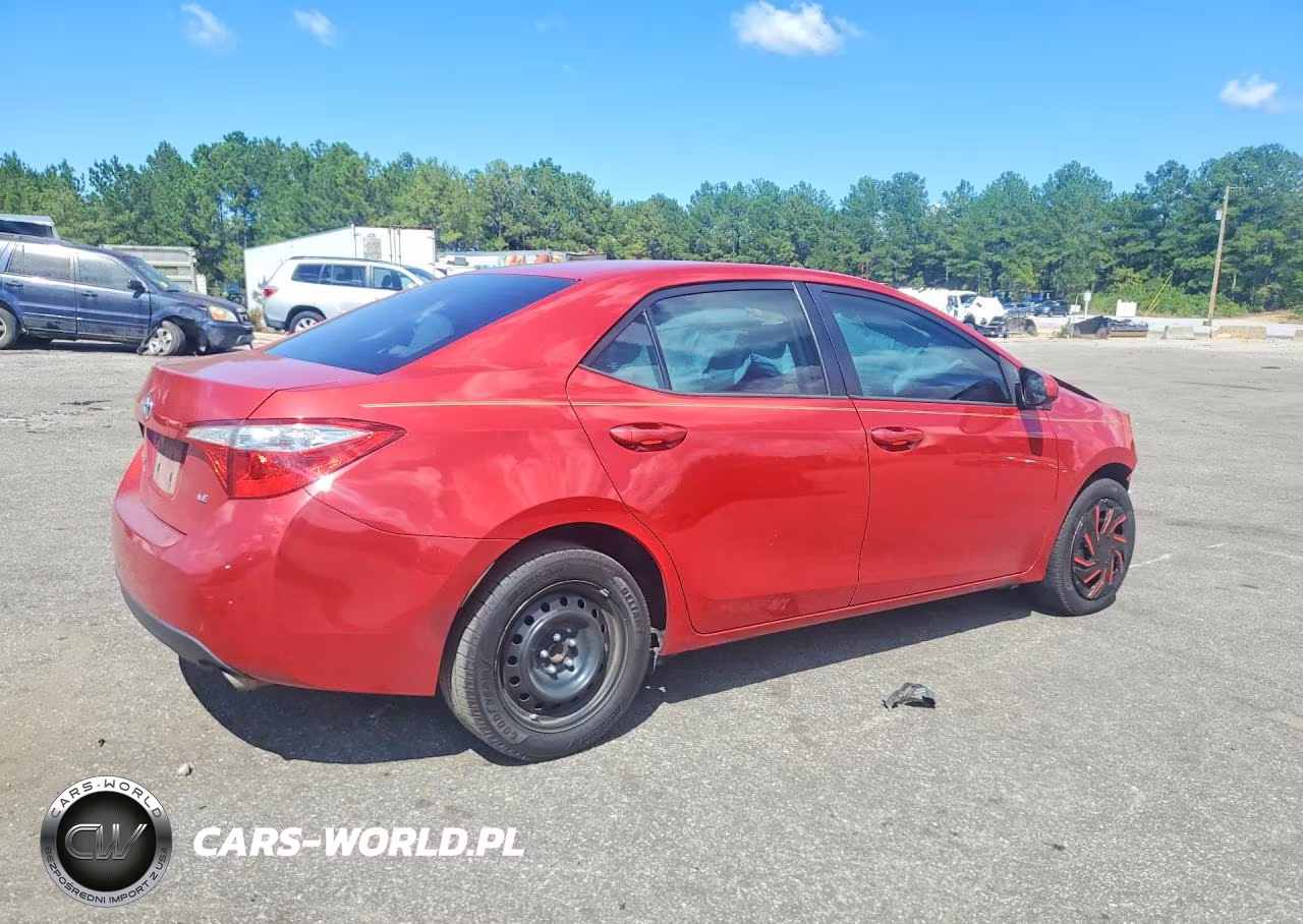2015 Toyota Corolla Le VIN:2T1BURHE4FC441582 - 3