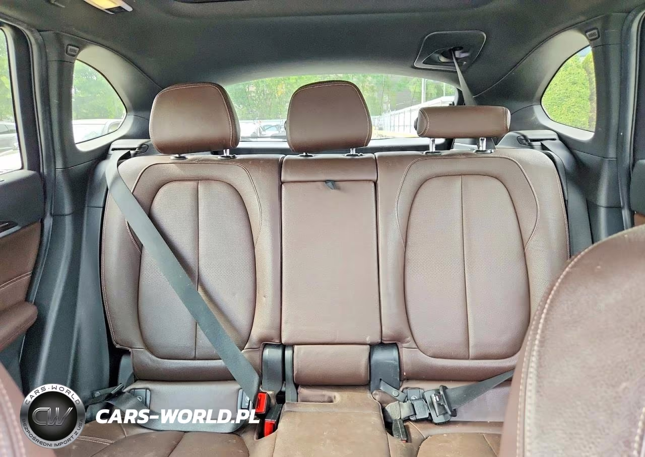 2016 BMW X1 xDrive28I VIN:WBXHT3C3XGP887161 - 10