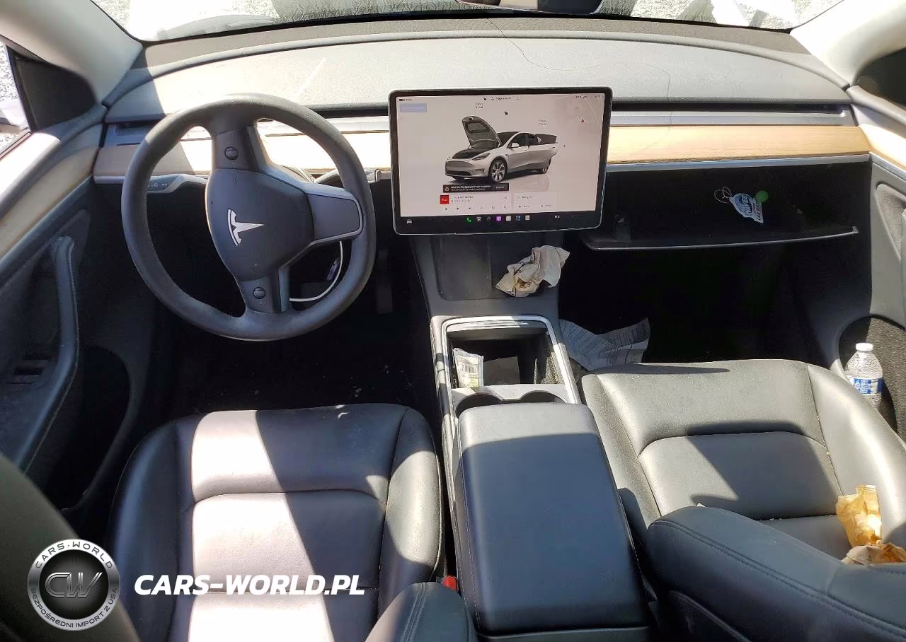2023 Tesla Model Y VIN:7SAYGDEE2PA190678 - 8