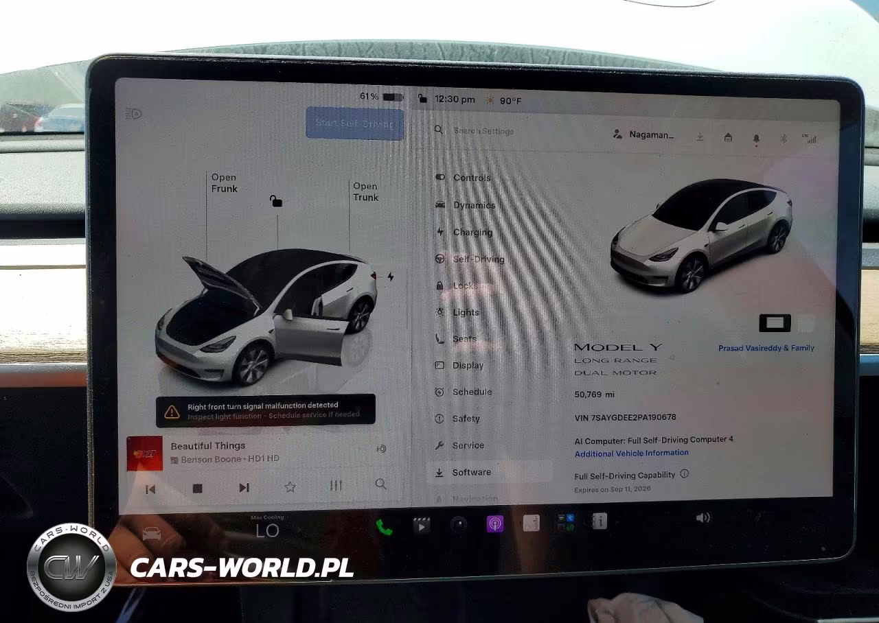 2023 Tesla Model Y VIN:7SAYGDEE2PA190678 - 9