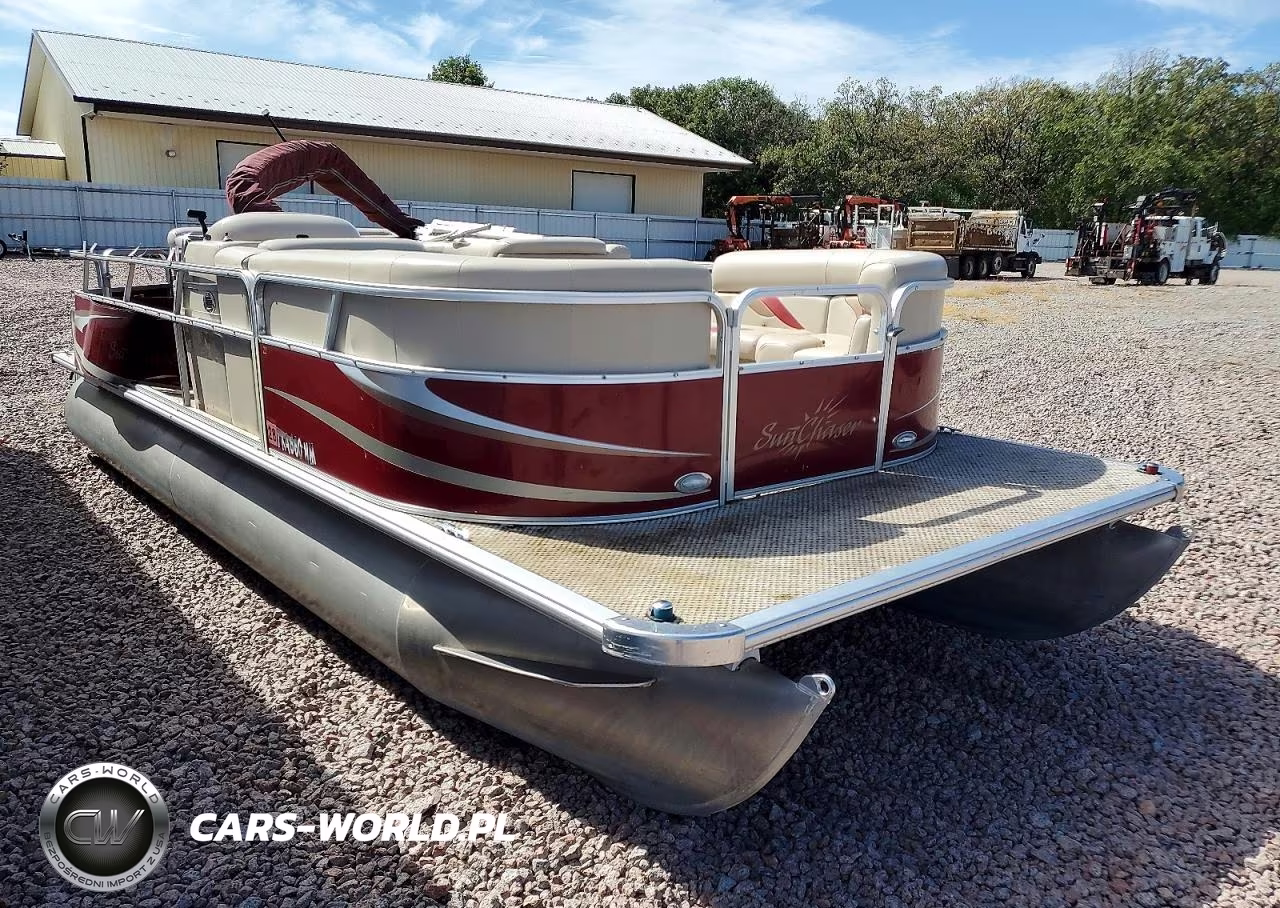 2011 Pontoon Boat