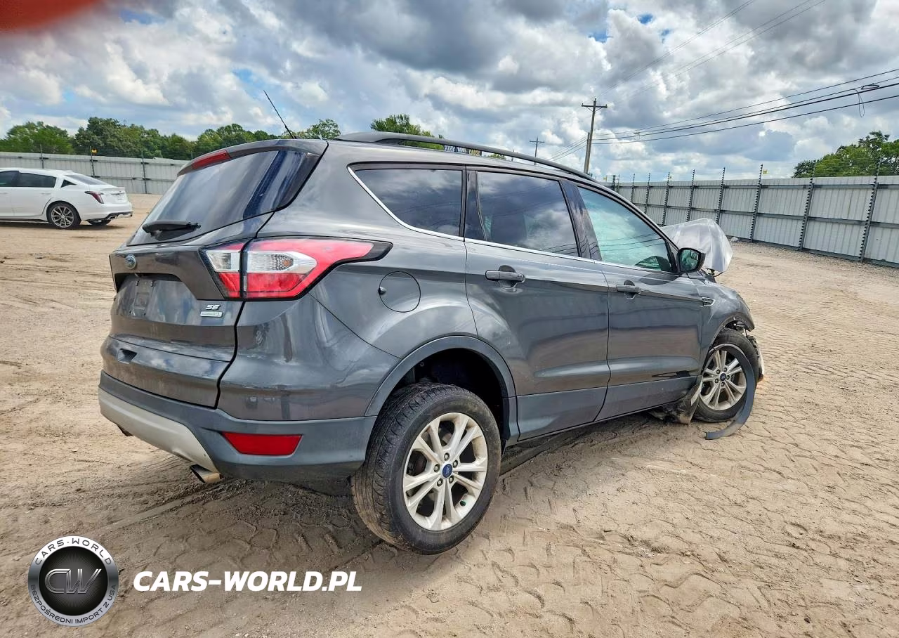 2018 Ford Escape Se VIN:1FMCU0GD7JUB36609 - 3