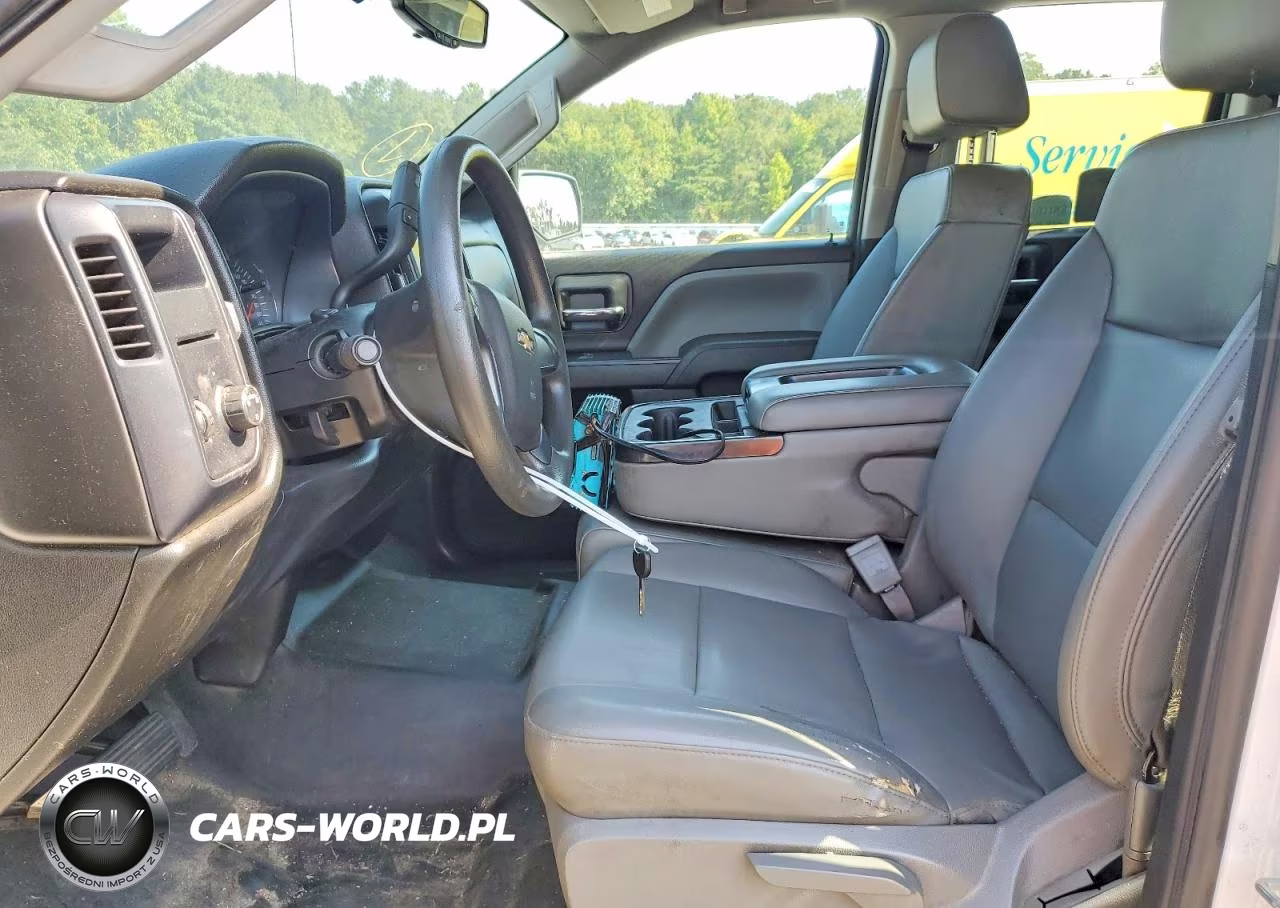 2018 Chevrolet Silverado C2500 Heavy Duty VIN:1GC2CUEG0JZ261963 - 7