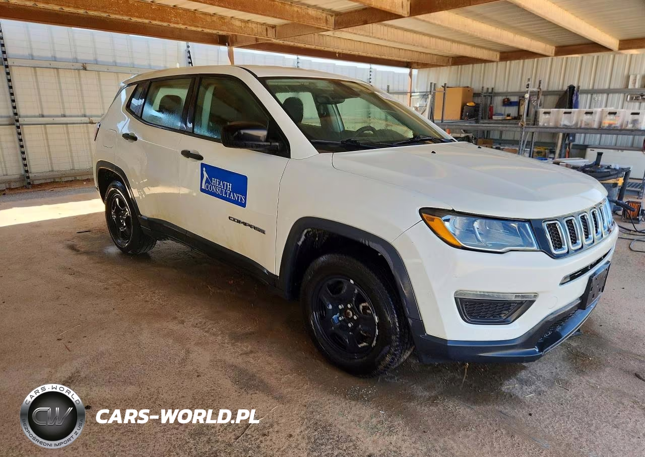 2017 Jeep Compass Sport VIN:3C4NJCAB7HT661026 - 4