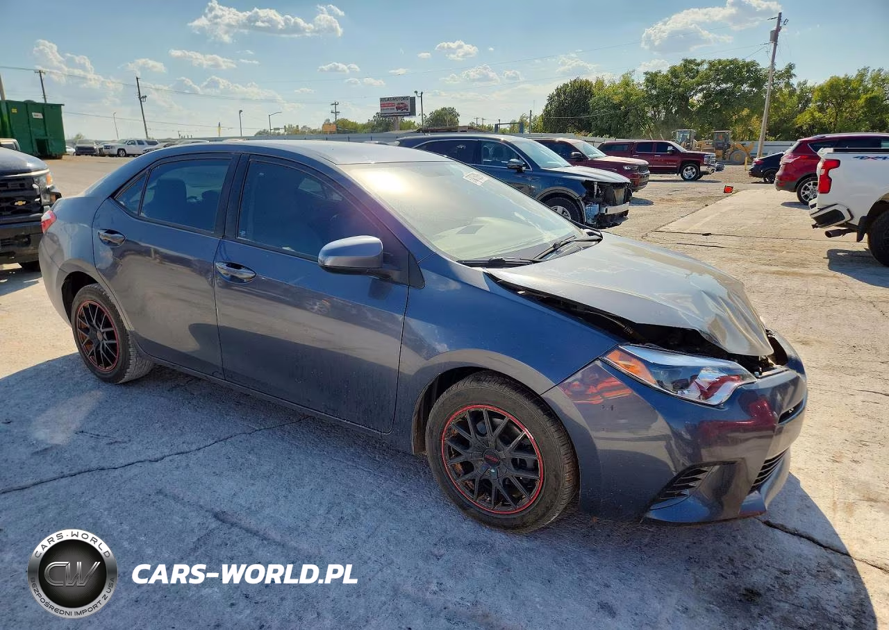 2016 Toyota Corolla Le VIN:5YFBURHE2GP553248 - 4