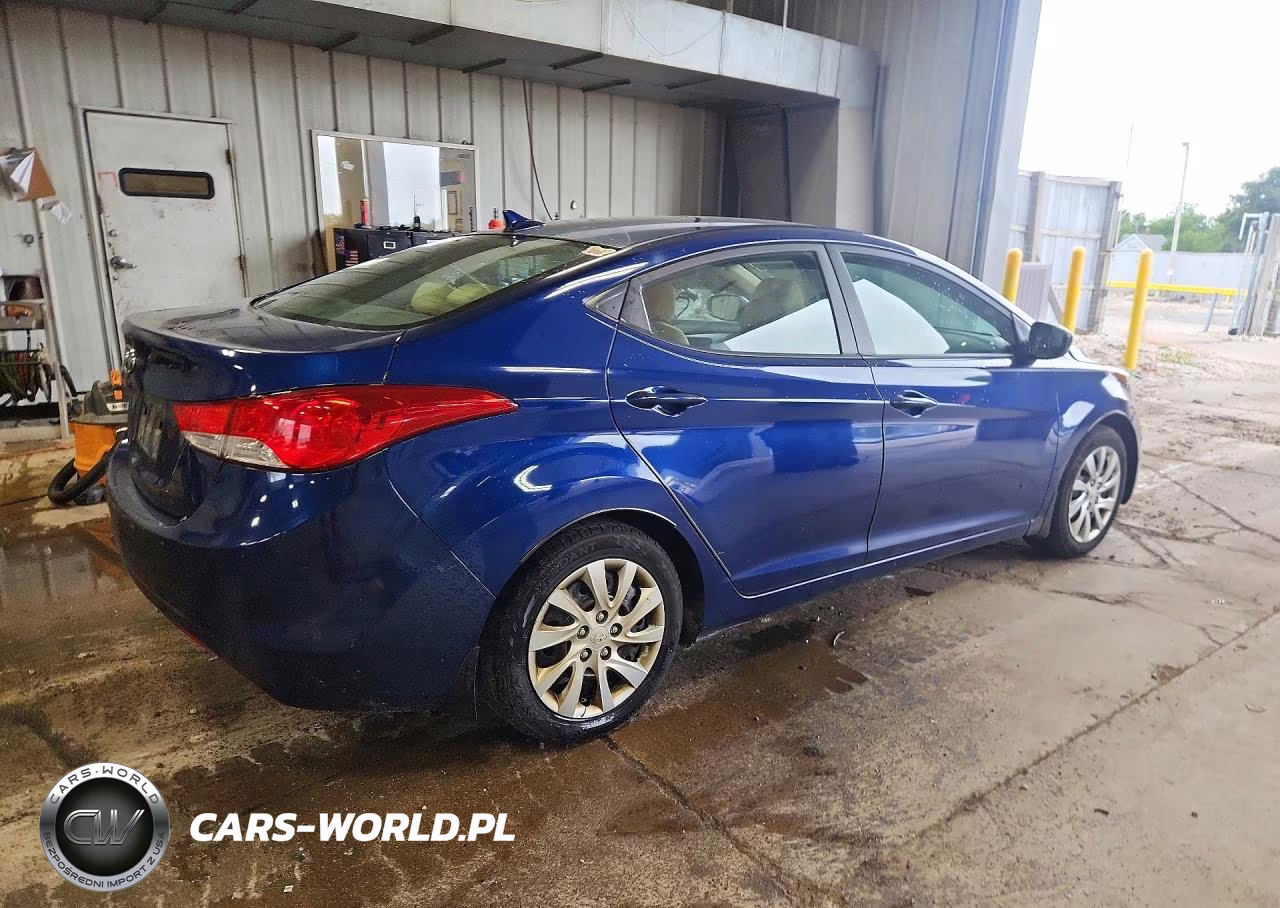 2013 Hyundai Elantra Gls VIN:KMHDH4AE6DU520998 - 3