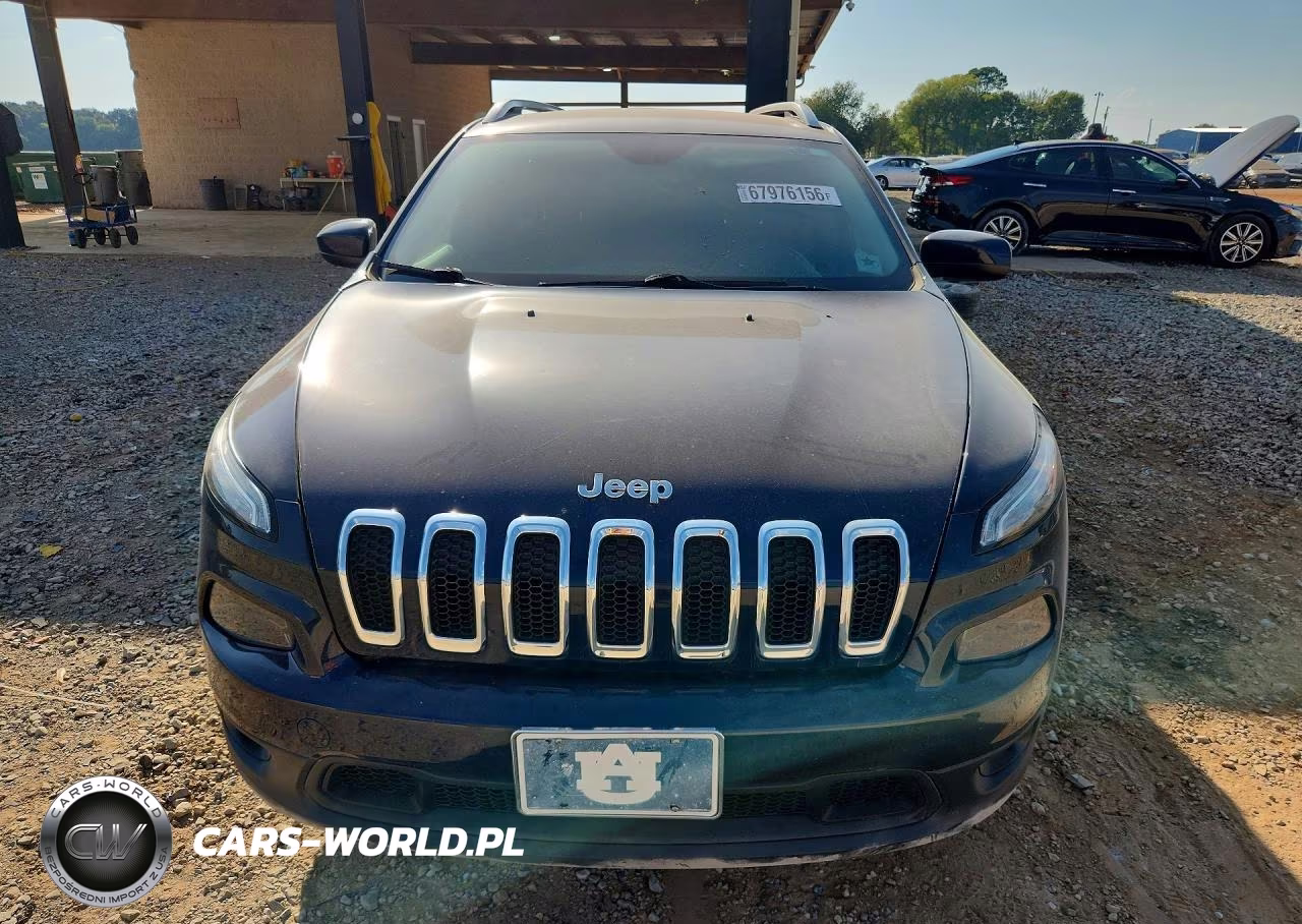 2015 Jeep Cherokee Latitude VIN:1C4PJLCB3FW560787 - 5
