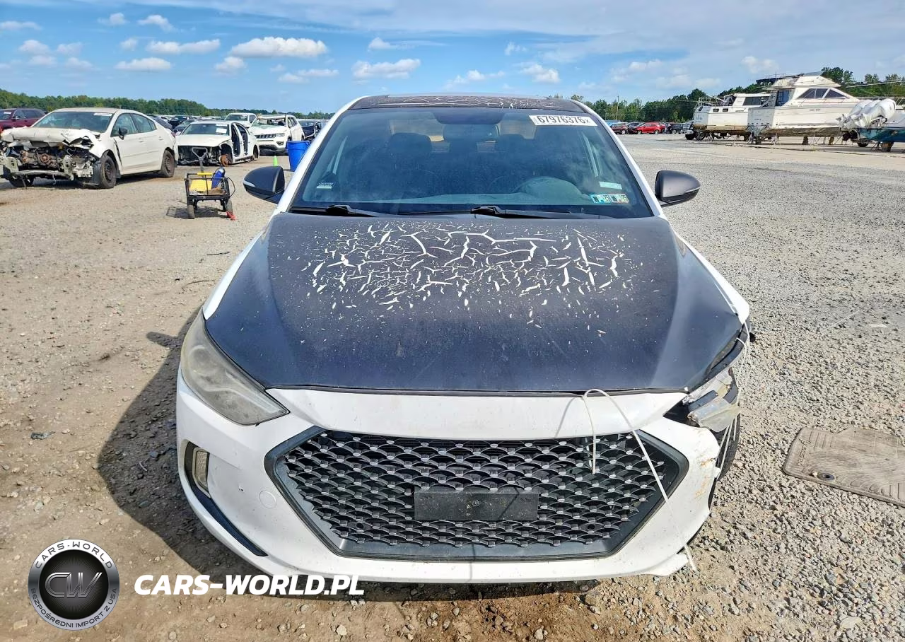 2018 Hyundai Elantra Sport VIN:KMHD04LB3JU540373 - 5