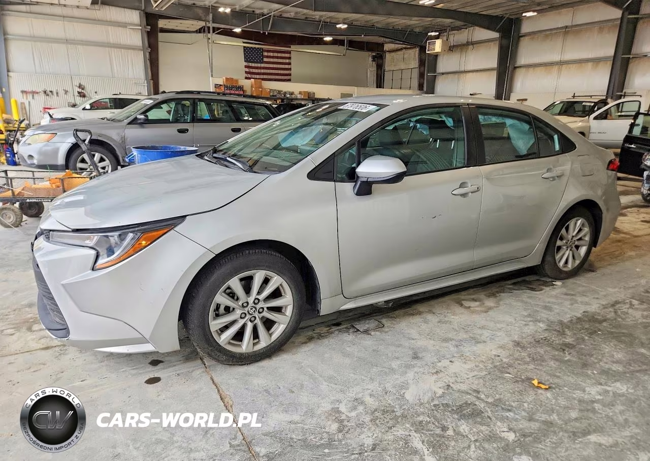 2024 Toyota Corolla Le – zdjęcie 1 z 12
