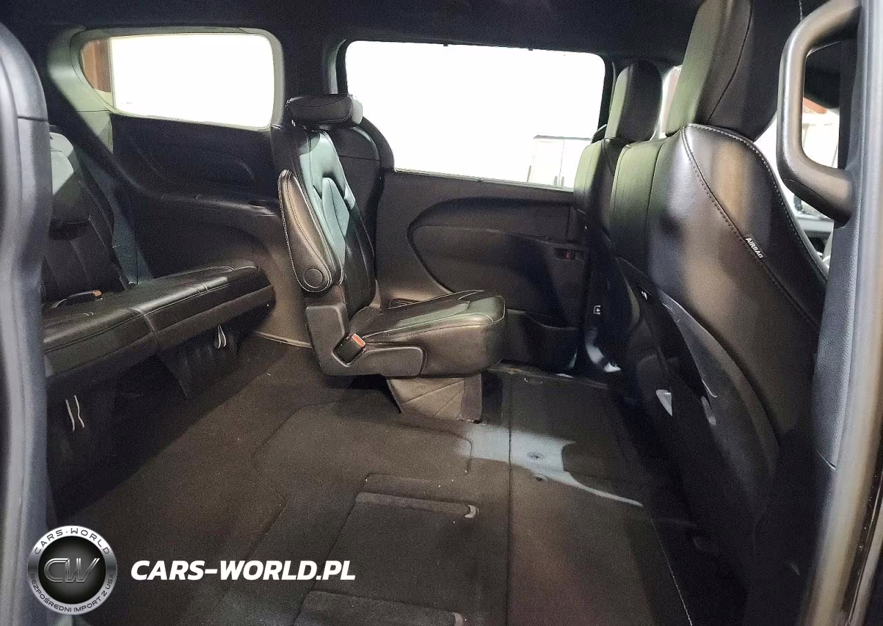 2025 Chrysler Pacifica Select VIN:2C4RC1BG2SR523981 - 11