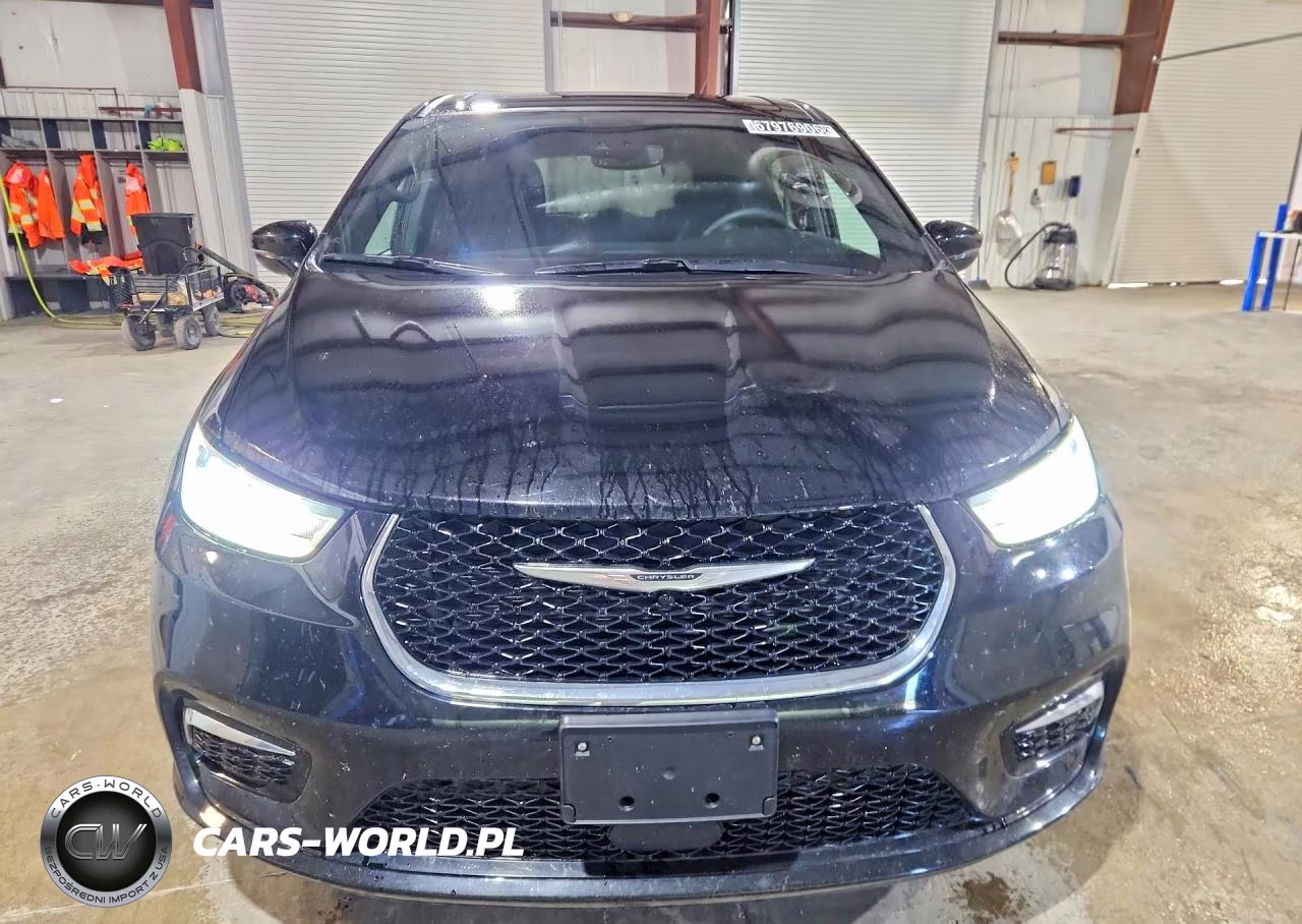 2025 Chrysler Pacifica Select VIN:2C4RC1BG2SR523981 - 5