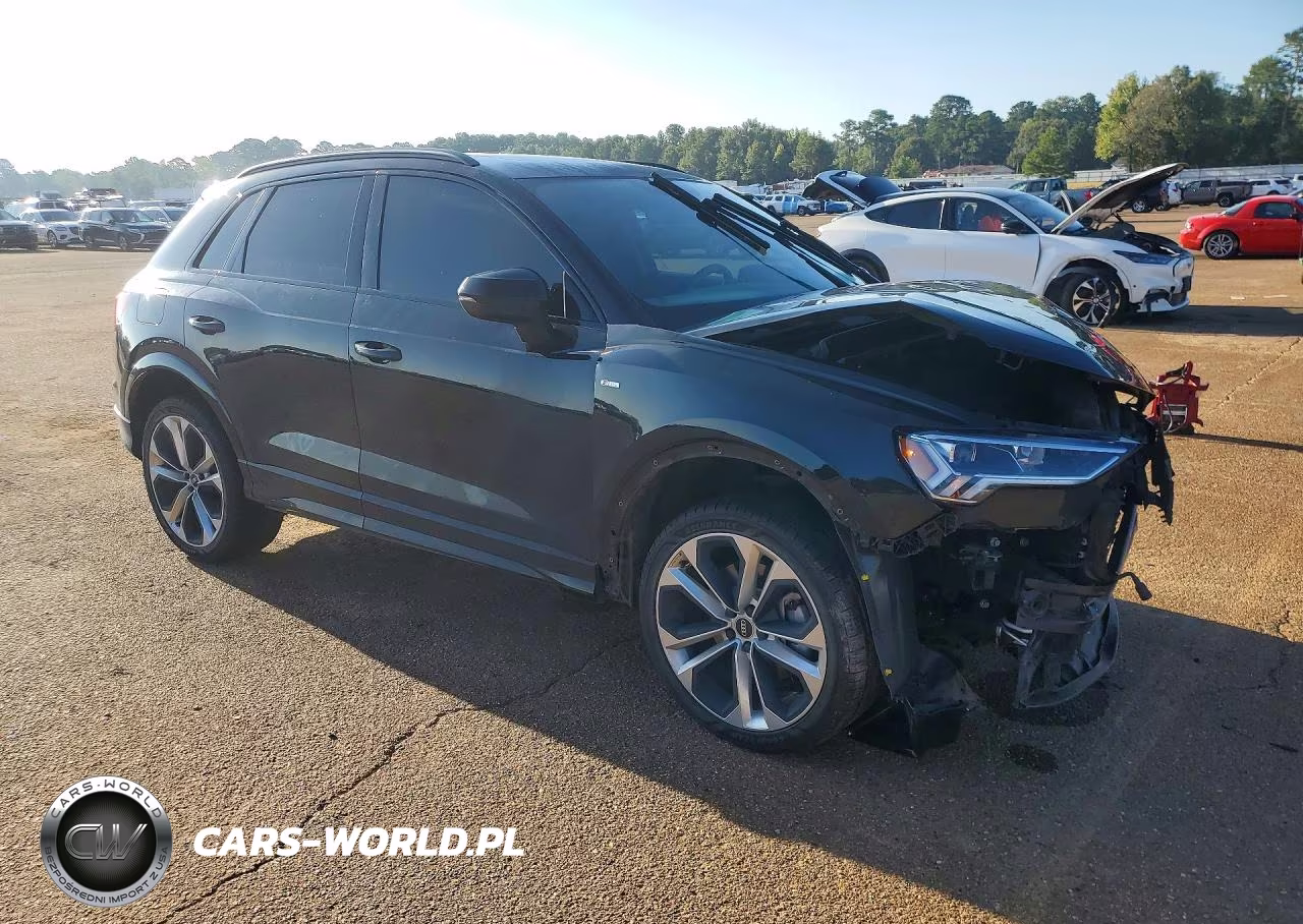 2022 Audi Q3 Premium Plus S Line 45 VIN:WA1EECF37N1004133 - 4