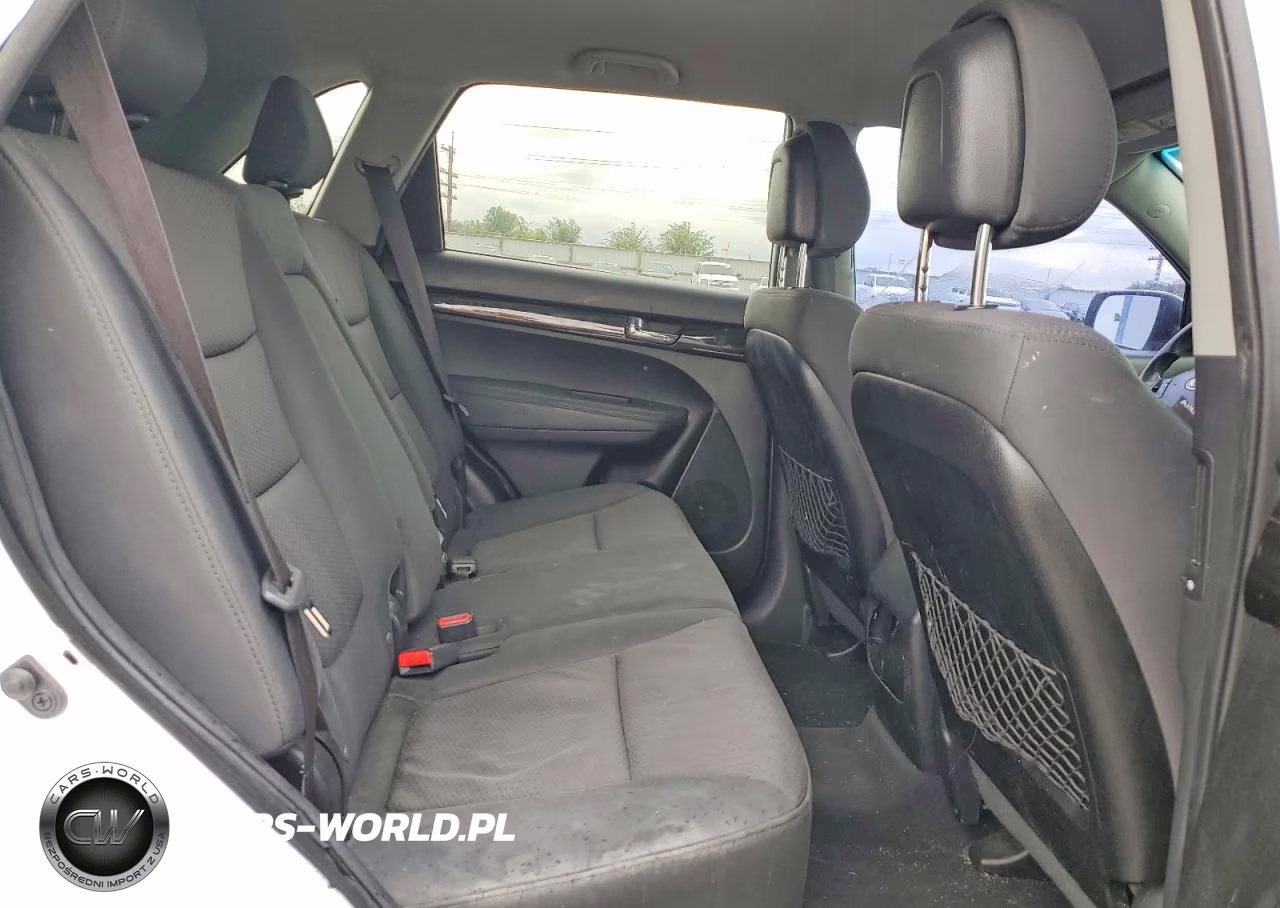 2012 Kia Sorento Lx VIN:5XYKT3A66CG241855 - 11