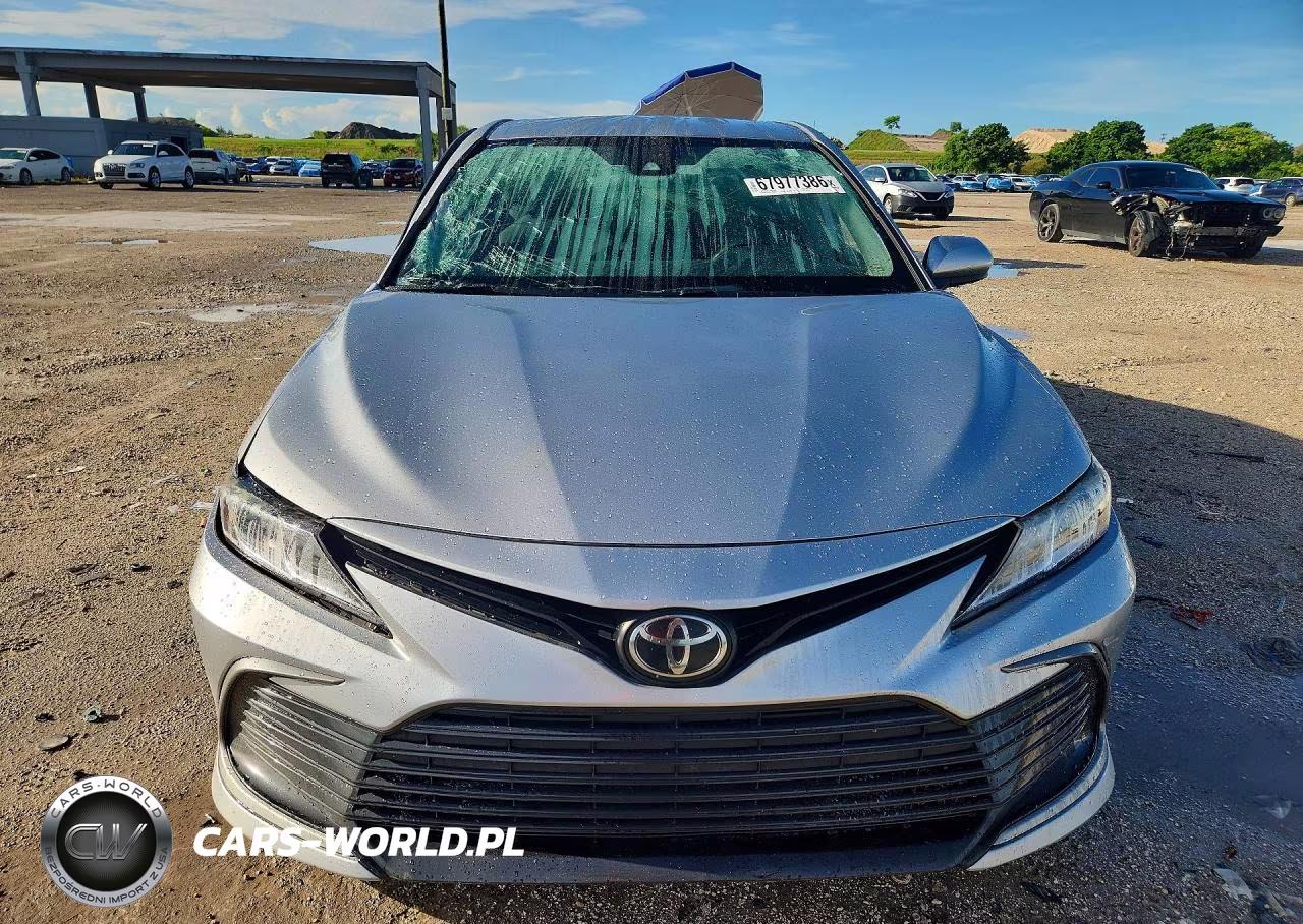 2021 Toyota Camry Le VIN:4T1C11AK0MU561647 - 5