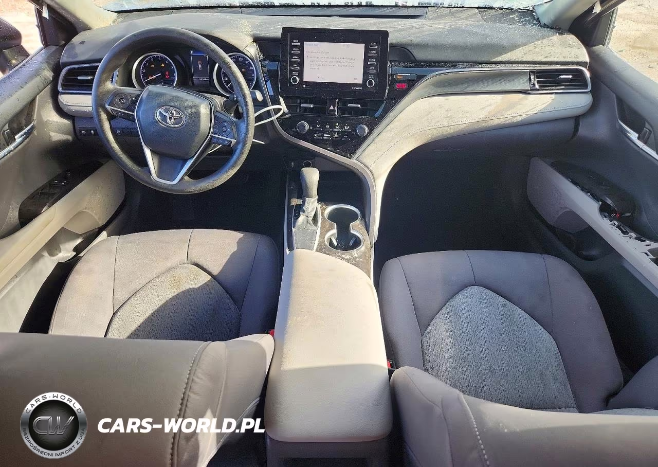 2021 Toyota Camry Le VIN:4T1C11AK0MU561647 - 8