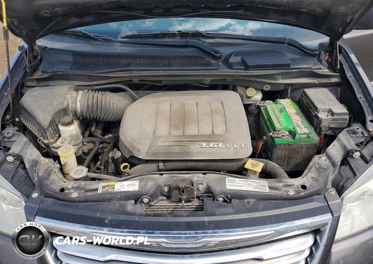 2016 Chrysler Town & Country Touring VIN:2C4RC1BG5GR212519 - 12