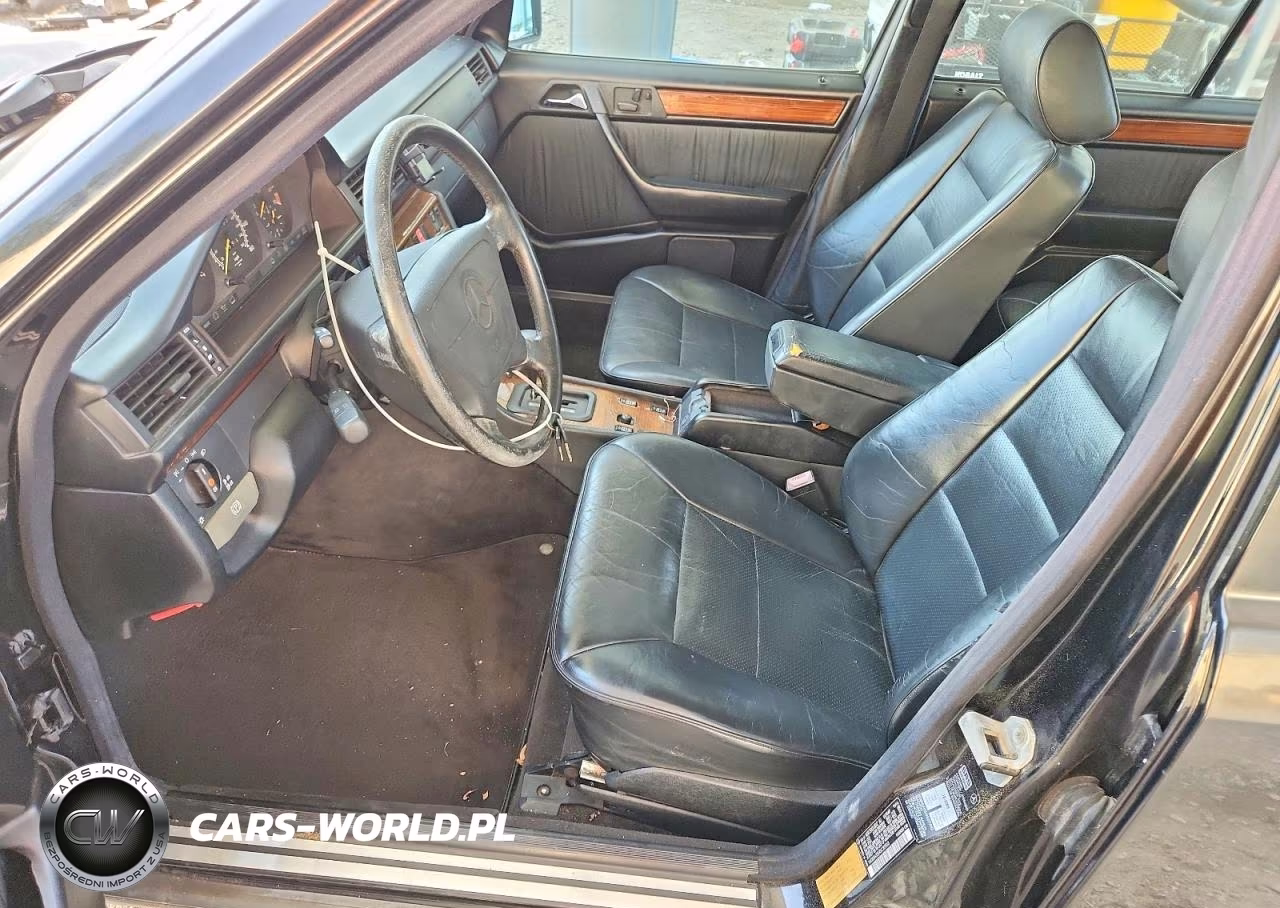 1995 Mercedes-Benz E 320 Base VIN:WDBEA32E4SC207553 - 7