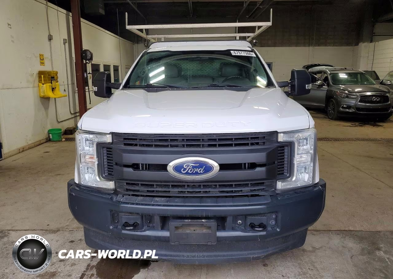 2019 Ford F250 Super Duty VIN:1FTBF2A61KEF23121 - 5