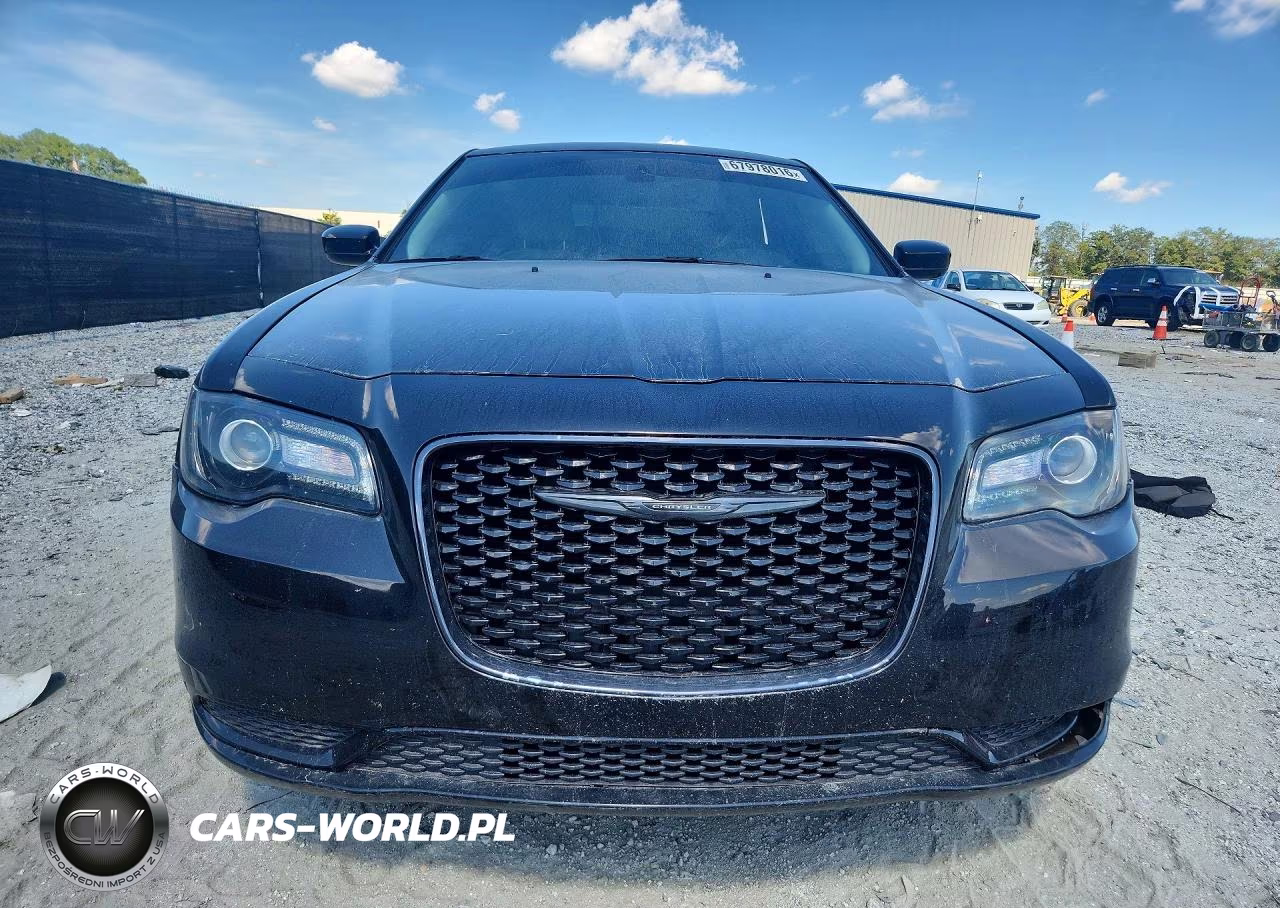 2023 Chrysler 300 Touring VIN:2C3CCAAG8PH505946 - 5