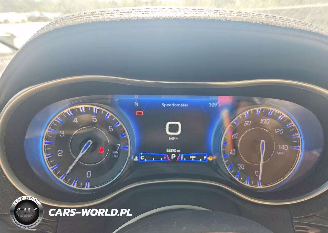 2023 Chrysler 300 Touring VIN:2C3CCAAG8PH505946 - 9