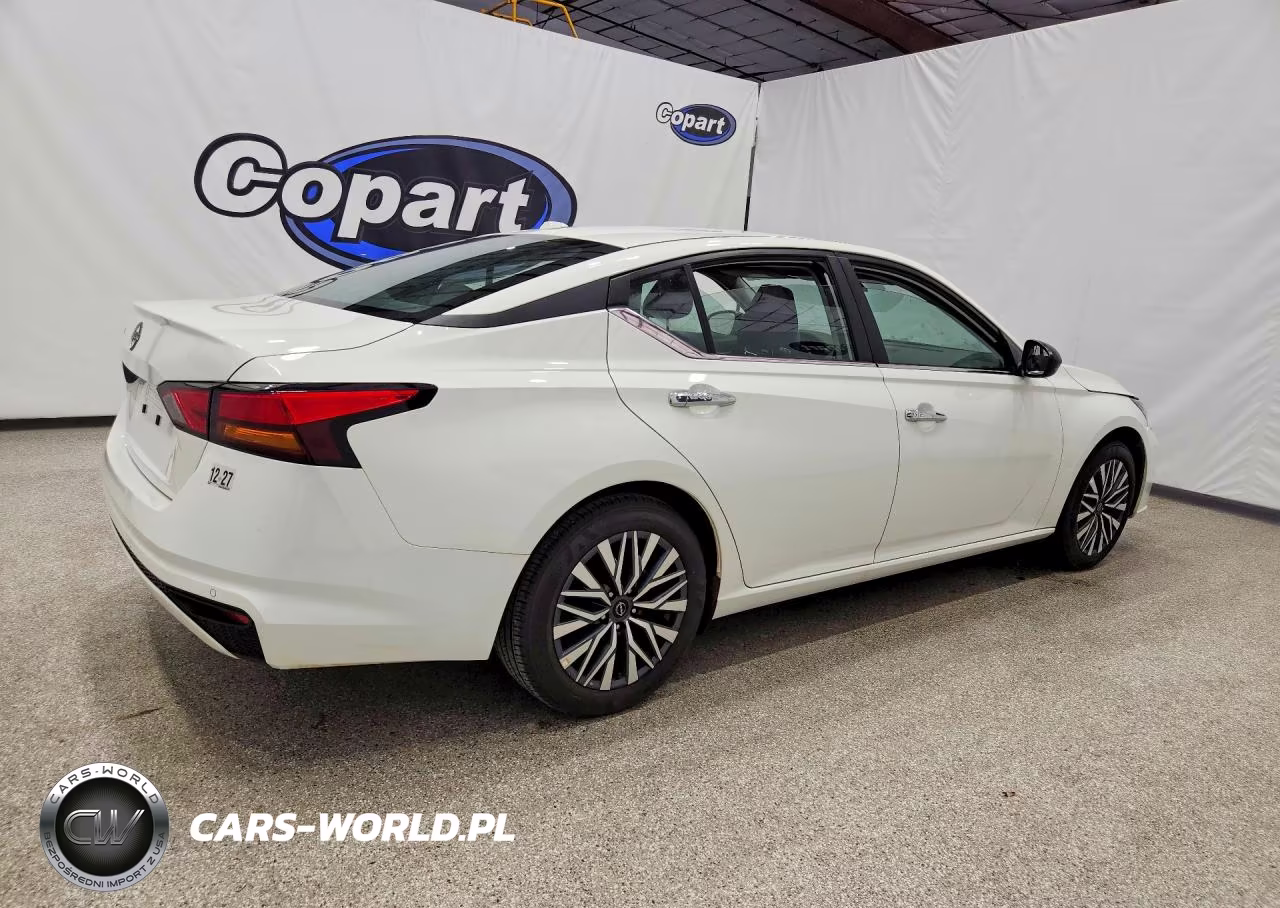 2025 Nissan Altima Sv VIN:1N4BL4DV6SN424758 - 3