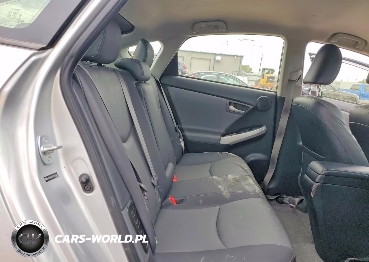 2012 Toyota Prius Four VIN:JTDKN3DU6C5454267 - 10