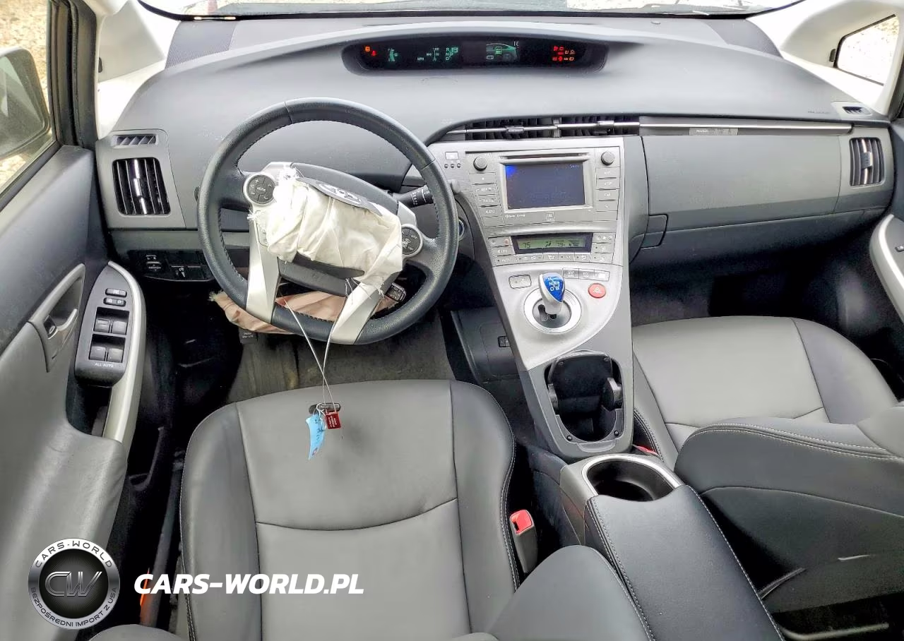 2012 Toyota Prius Four VIN:JTDKN3DU6C5454267 - 8