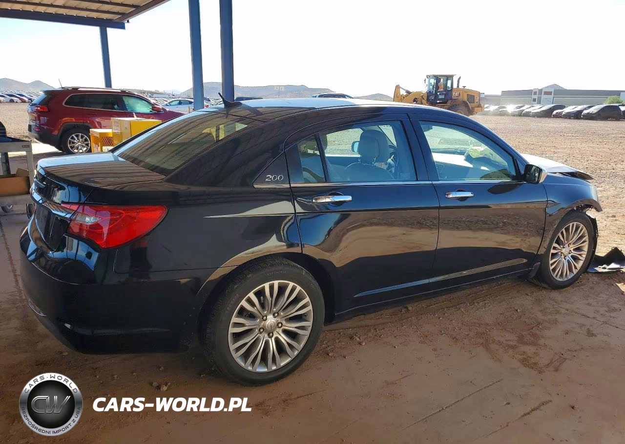 2013 Chrysler 200 Limited VIN:1C3CCBCG7DN513798 - 3