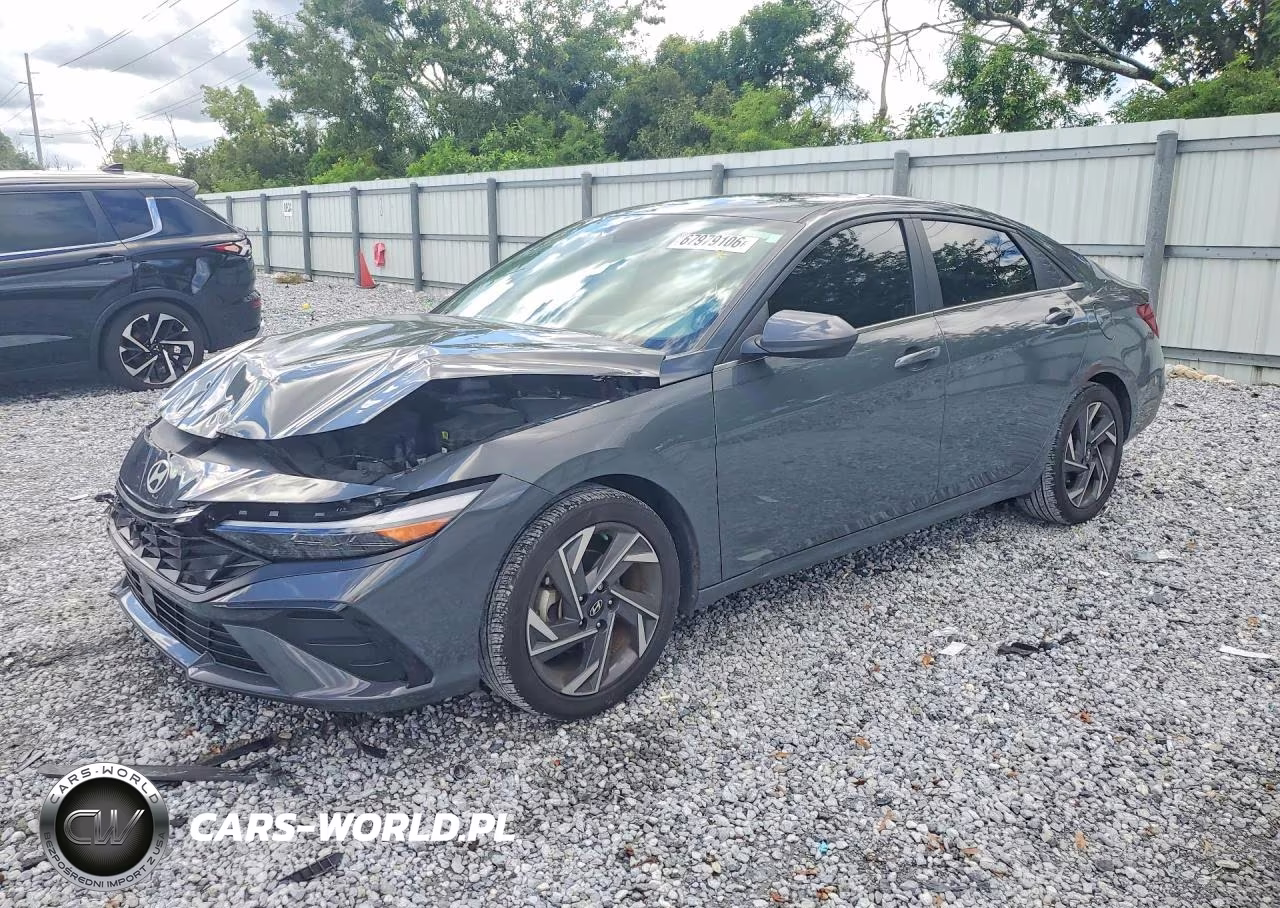 2024 Hyundai Elantra Sel