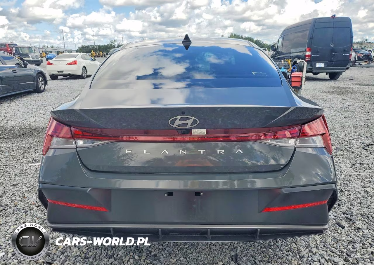 2024 Hyundai Elantra Sel VIN:KMHLS4DG2RU672200 - 6
