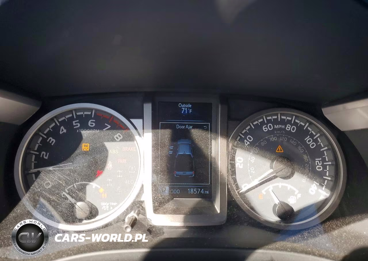 2023 Toyota Tacoma Sr5 V6 VIN:3TMCZ5AN0PM632725 - 9