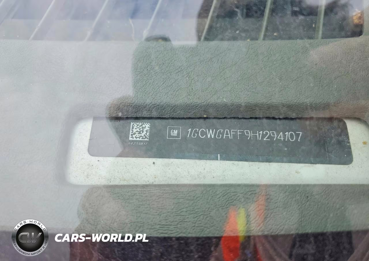 2017 Chevrolet Express 2500 Van VIN:1GCWGAFF9H1294107 - 13