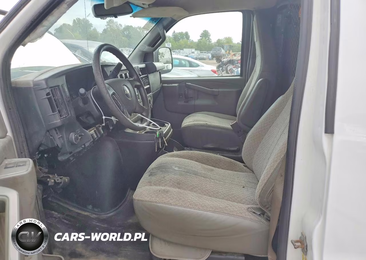 2017 Chevrolet Express 2500 Van VIN:1GCWGAFF9H1294107 - 7