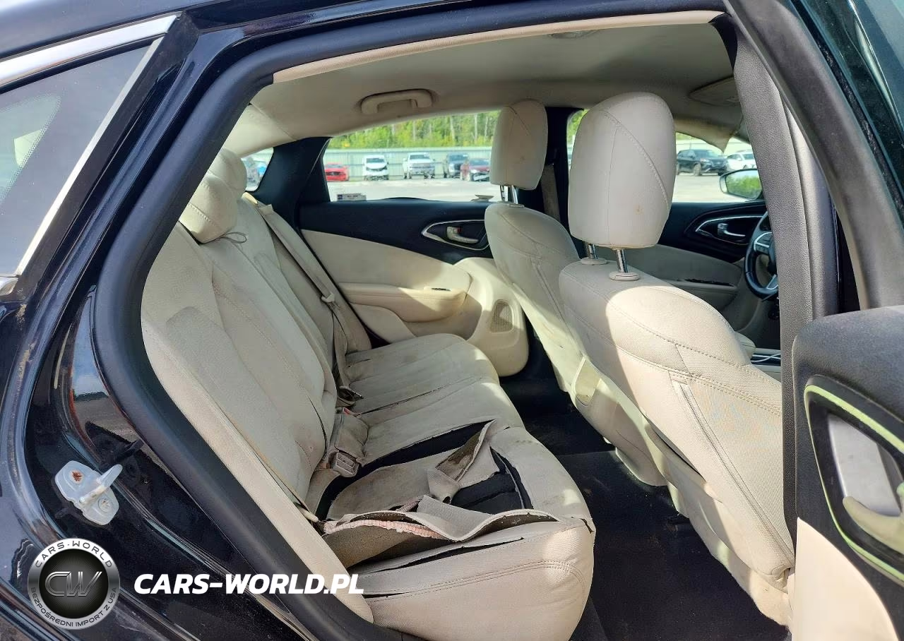 2015 Chrysler 200 Limited VIN:1C3CCCAB6FN743252 - 10