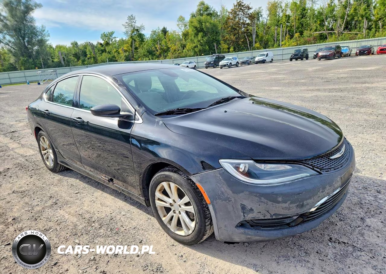 2015 Chrysler 200 Limited VIN:1C3CCCAB6FN743252 - 4
